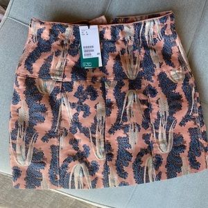 H&M hm Conscious Brocade fitted mini Skirt glittery threads pink beige sz 4 NWT